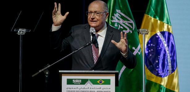 Alckmin confirma R$ 8,7 bilhões a municípios para compensar ICMS